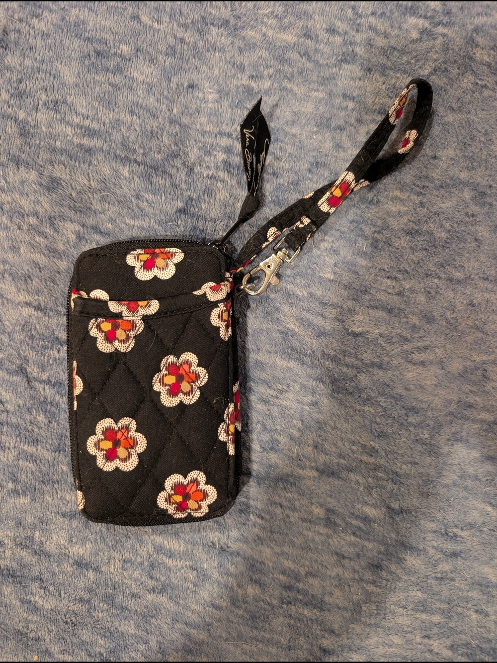 Vera Bradley Pirouette Black Quilted Floral Wristlet Wallet (Retired Pattern) - Picture 2 of 5